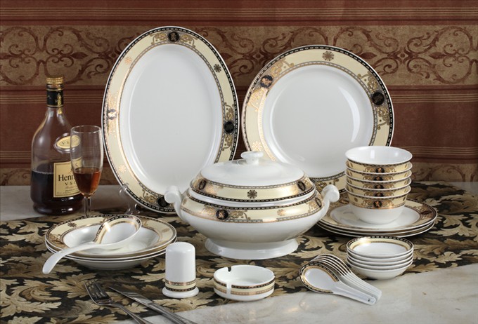 Zaawansowana Porcelana kostna z kolorowym szkliwem PC0039