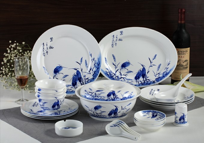 Farebne presklený pokročilý kostený porcelánový oblek PC0051